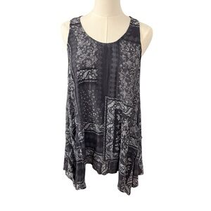 Doe & Rae Asymmetrical Black and Gray Tank Top
